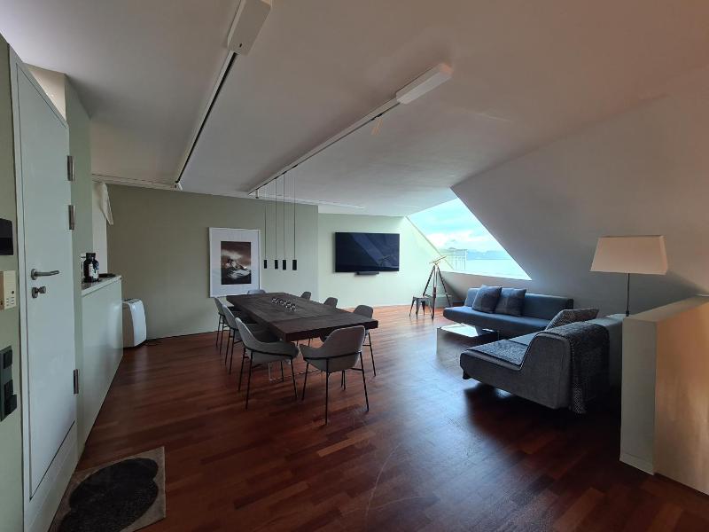 Lucerne Lake View Apartments - image 7