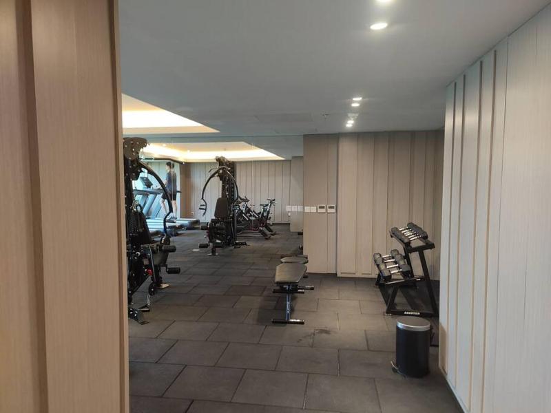 Irvine Suites Lantai 26-I2618 - image 4