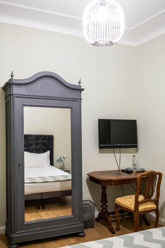 Two Adjacent Rooms with Private External Bathroom image 4