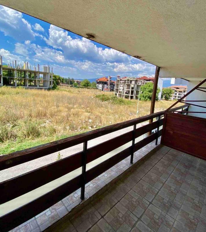 1BR Homey Duplex 300mbps WIFI 2 Floor with washer - image 3