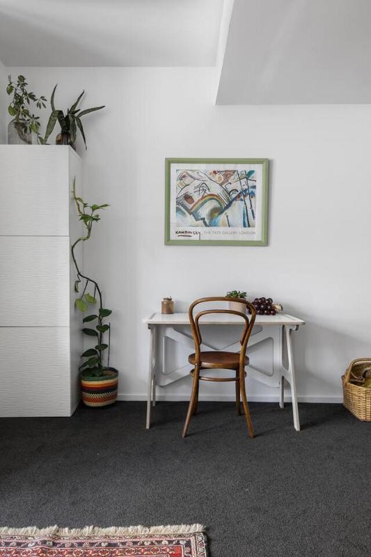 'Eclectic on Degraves St' A High-End Heritage Abode - image 10