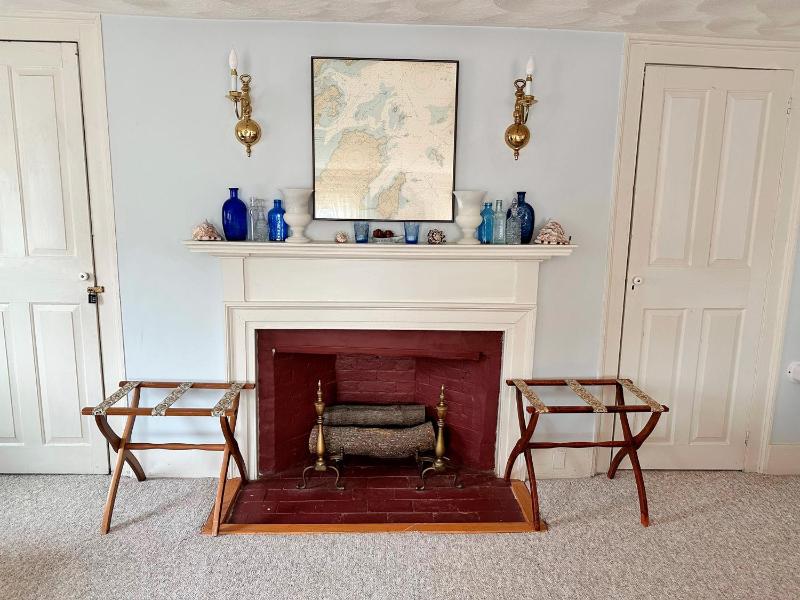 Standard Queen Room image 3