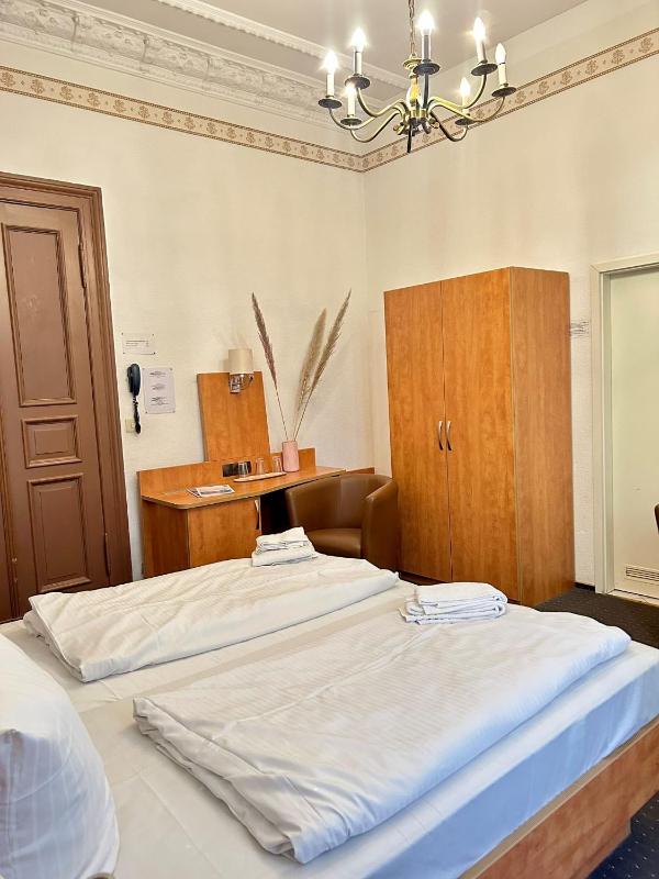 Hotel Adam - image 7