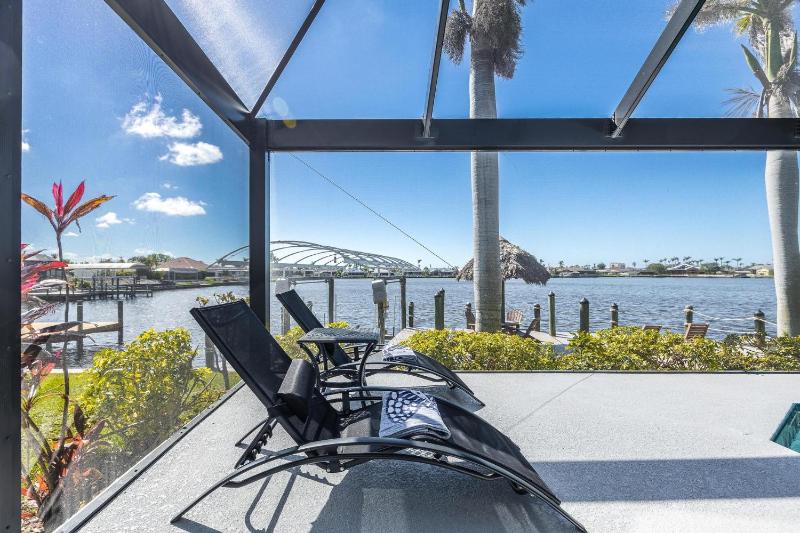 Heated Pool Beautiful Sunsets Fishing Dock- Villa Thunderbird View - Roelens Vacations - image 26