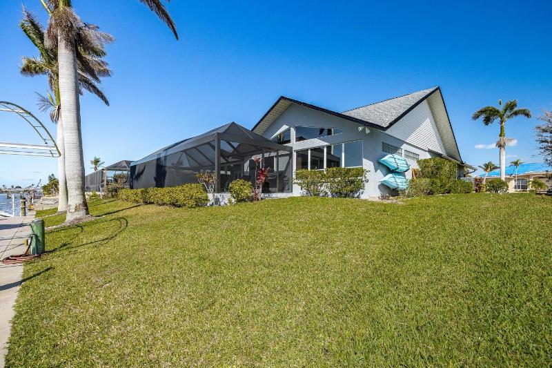 Heated Pool Beautiful Sunsets Fishing Dock- Villa Thunderbird View - Roelens Vacations - image 27