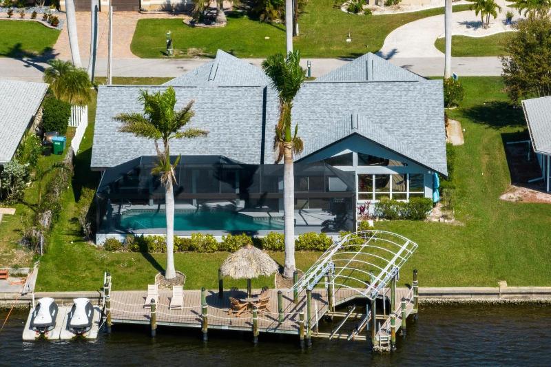Heated Pool Beautiful Sunsets Fishing Dock- Villa Thunderbird View - Roelens Vacations - image 40