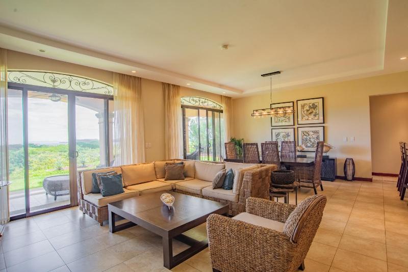 Spacious 2BR Condo with Ocean Glimpse - Jobo - Reserva Conchal Golf Resort - image 1