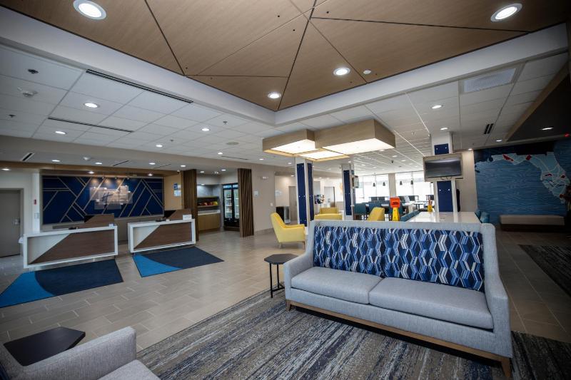 Holiday Inn Express & Suites Tampa Stadium ¿ Airport Area By IHG - image 45