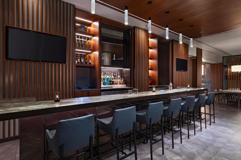 AC Hotel Houston Downtown - image 47