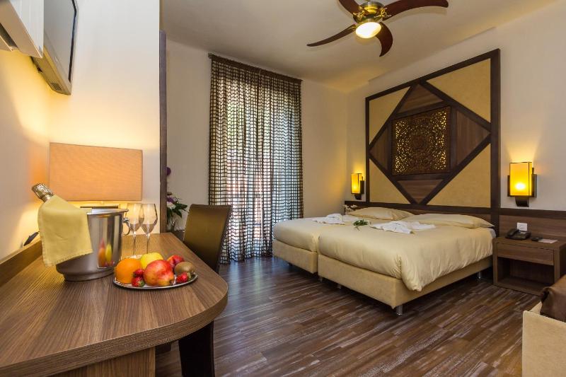 Hotel Riviera - image 30