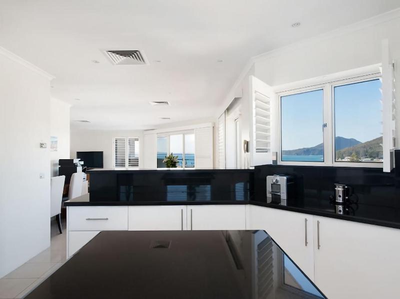 Views More Views Sub Penthouse at The Breakwater in Shoal Bay - image 18
