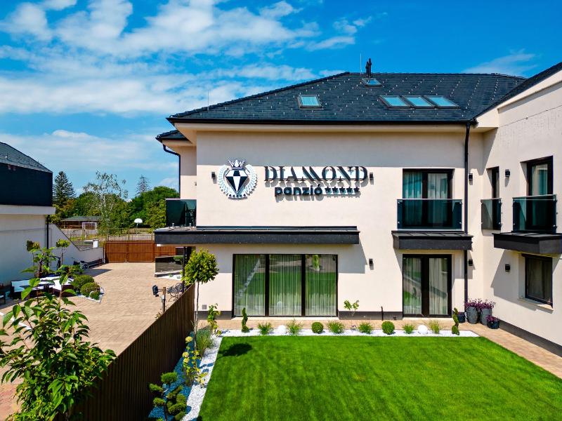 Diamond Panzió - image 21