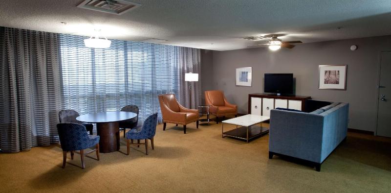 Deluxe Parlor Room with Murphy Bed image 3