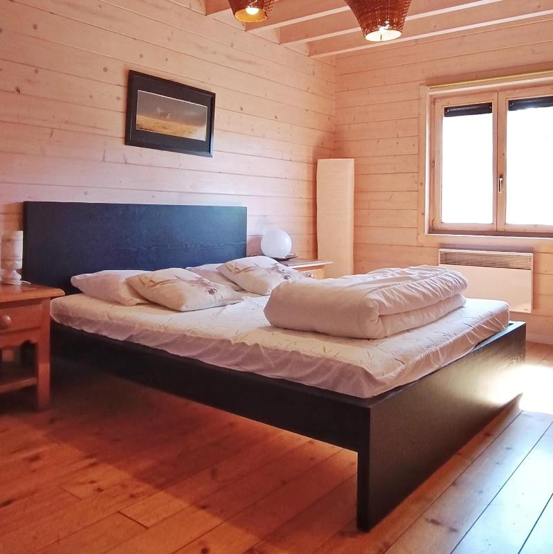 Chalet image 2