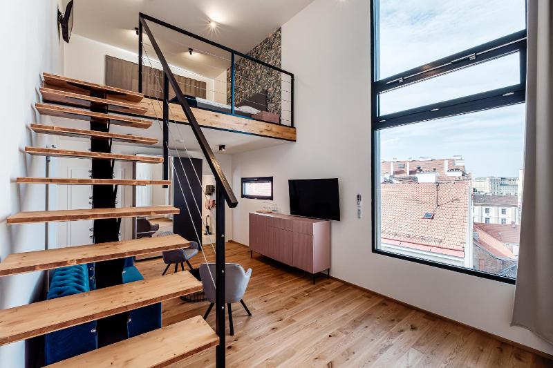 Loft image 4