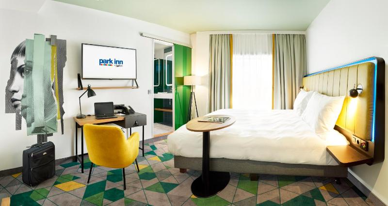 Standard Room image 1