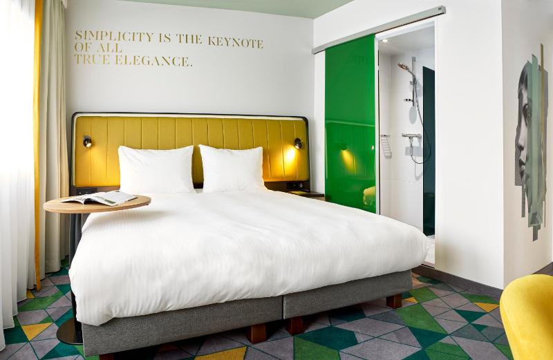 Standard Room image 3