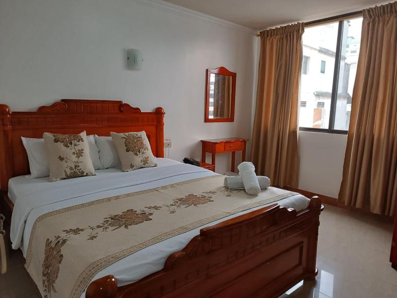 Hostal Bicentenario - image 14