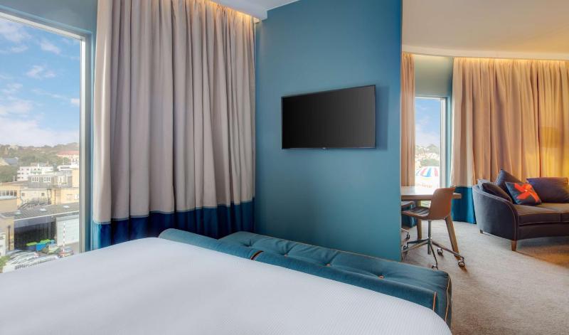 Junior Suite image 1