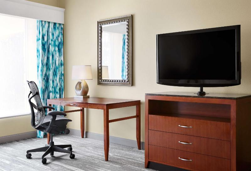 King Room image 4