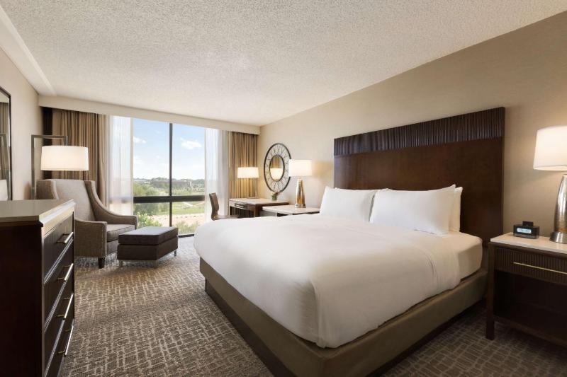 King Room image 1