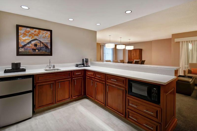 Executive King Suite - Non-Smoking image 2