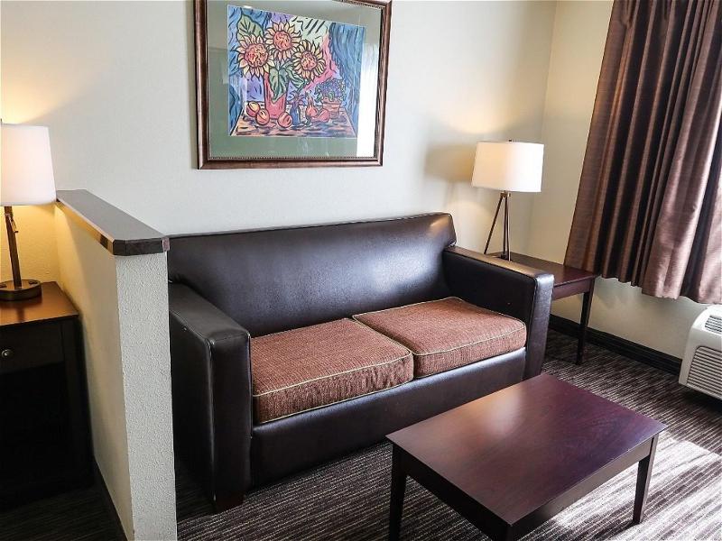 Oxford Suites Portland - Jantzen Beach - image 29