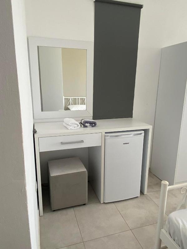 Penelope & Michael Rooms - image 16