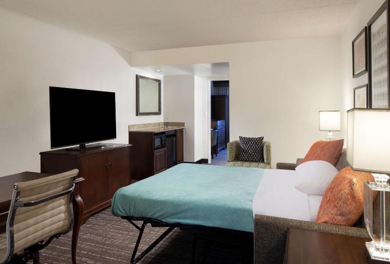 Two-Room King Suite - Non-Smoking image 1