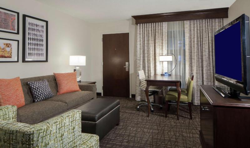 Premium Suite image 4