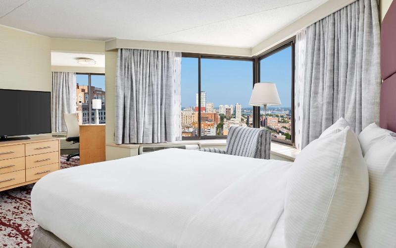 DoubleTree by Hilton - Philadelphia Center City - image 16