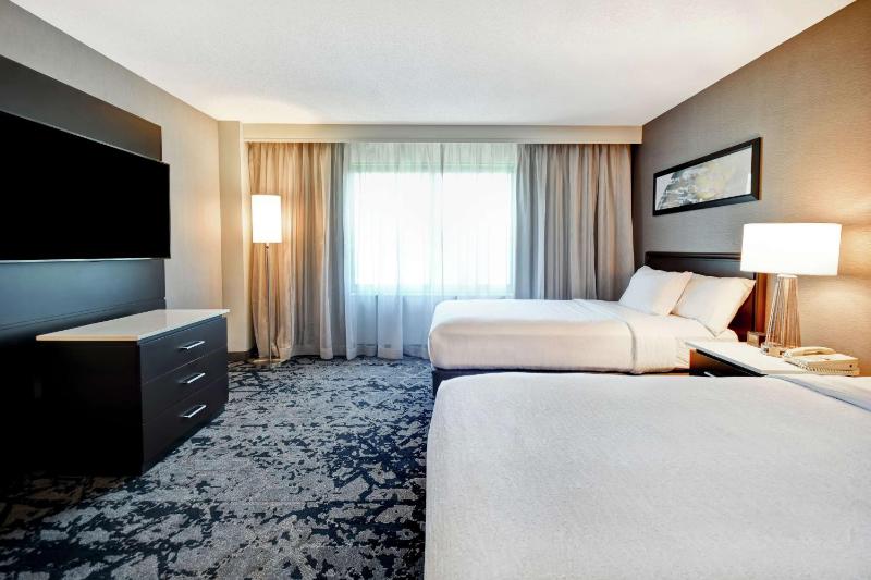Suite with Two Double Beds - Non-Smoking image 2