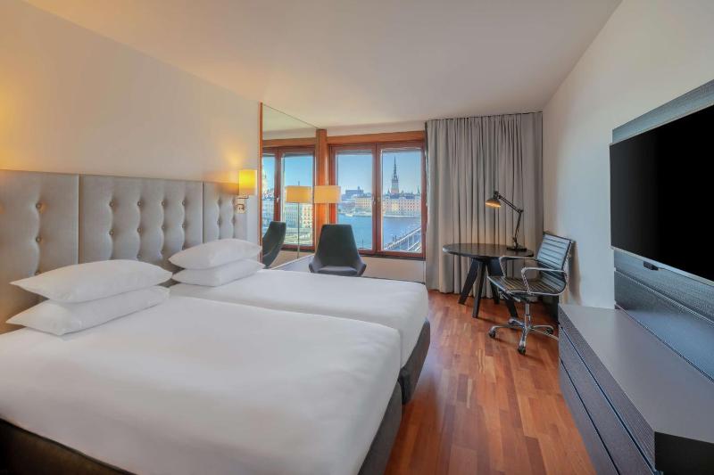 Twin Deluxe Room with View image 1