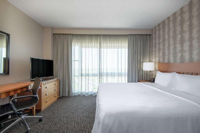 Two-Room King Suite - Non-Smoking image 3