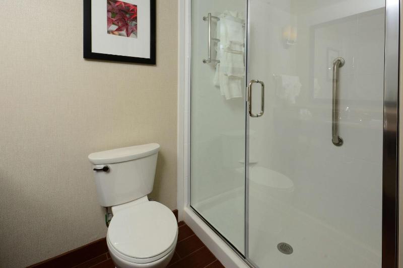 King Room image 2