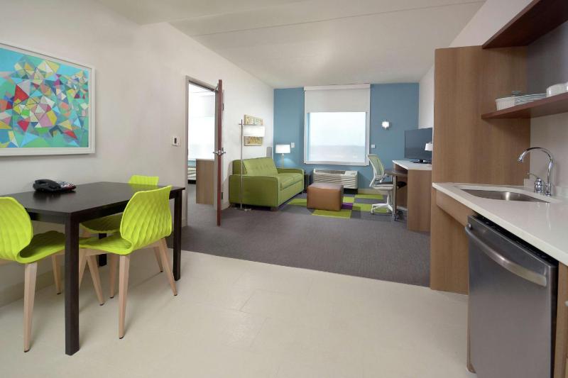 King Suite - Mobility Access/Non-Smoking image 1