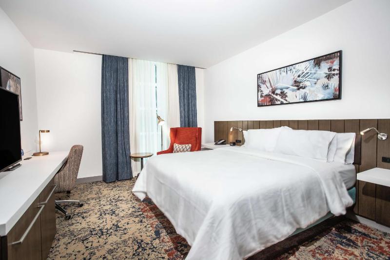 King Room image 3