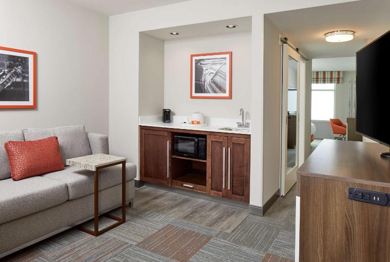 King Studio Suite with Courtyard View - Non-Smoking image 3