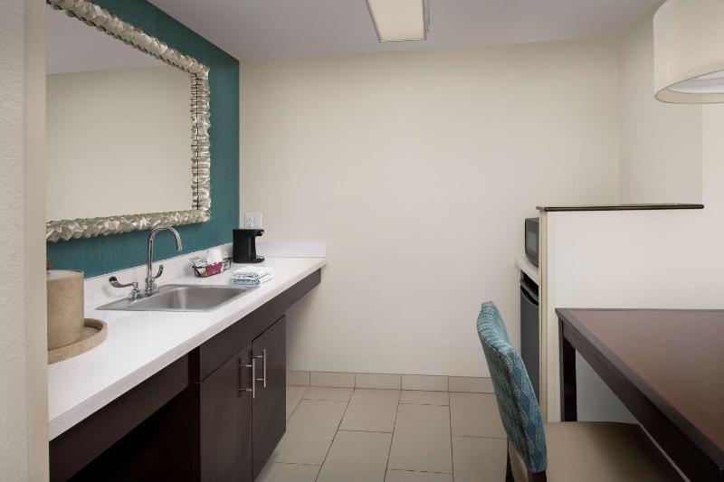 Double Suite with Two Double Beds image 3
