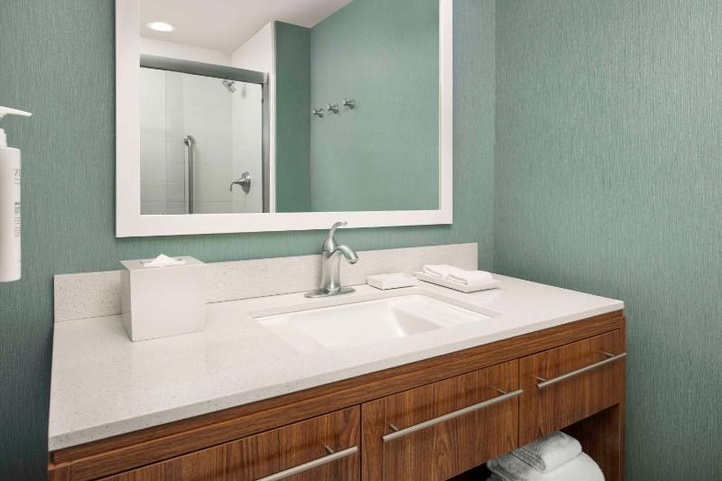 King Studio Suite - Non-Smoking image 2