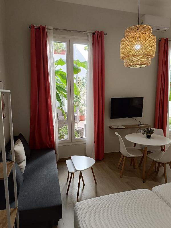 Queen Studio - Disability Access image 2