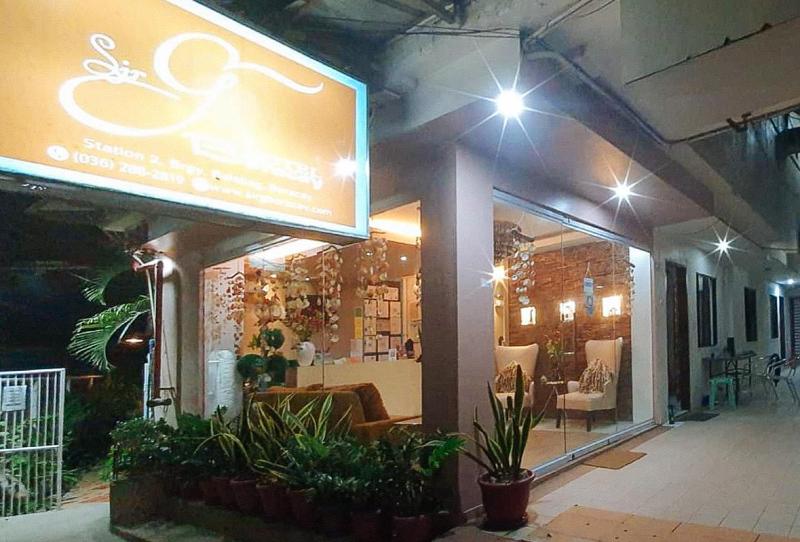 RedDoorz at Sir G Hotel D'Mall Boracay - image 18