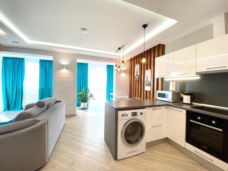 Alex Apartment near Palace Ukraine - image 12