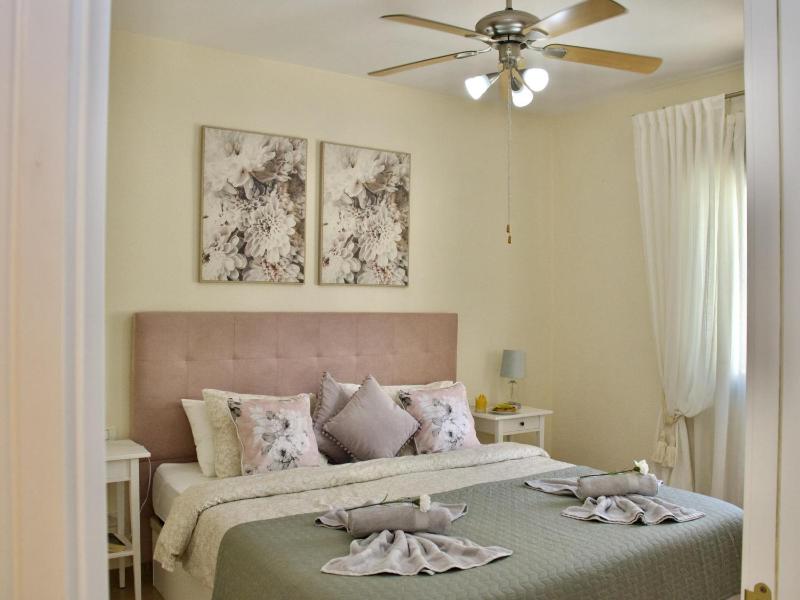 Duque Beachside Elegance - image 2