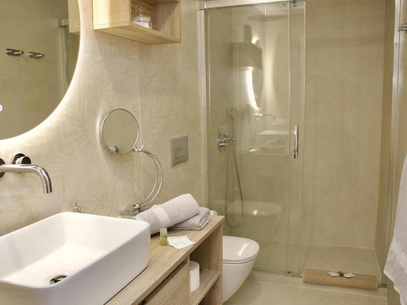 Duque Beachside Elegance - image 4