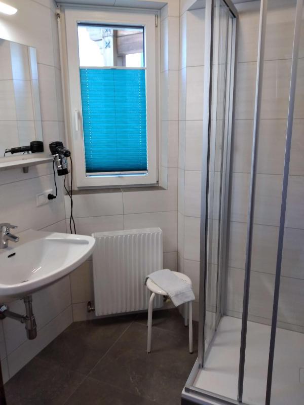 Deluxe Double Room with Balcony image 2