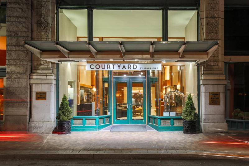 Courtyard by Marriott Pittsburgh Downtown - image 21