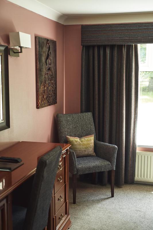 Double Room with Private Bathroom image 1