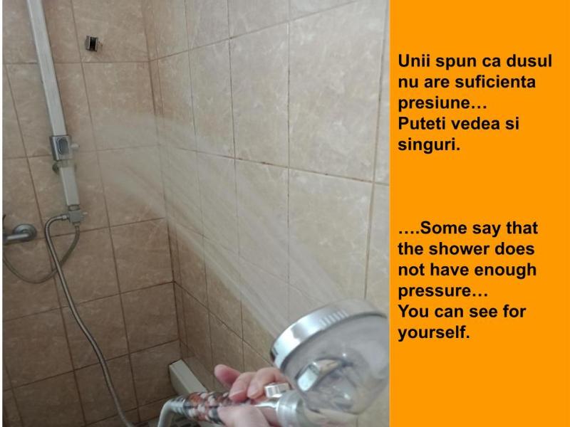 Hostel Florentin Camere Bai Comune acces bucatarie Cheap private rooms shared bathrooms kittchen laundry machine access Netflix - image 18
