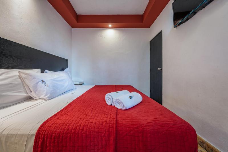 Hotel Santiago - image 14